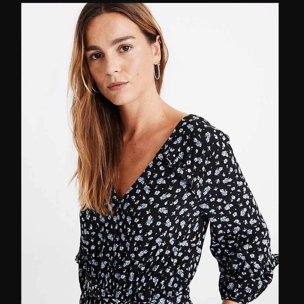 Madewell Ruffle-Sleeve Tie-Waist Jumpsuit in Baby's Breath - Picture 3 of 6